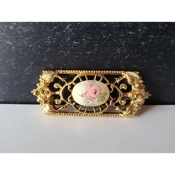Vintage Porcelain Floral Filigree Gold Tone Brooch - Picture 2 of 10